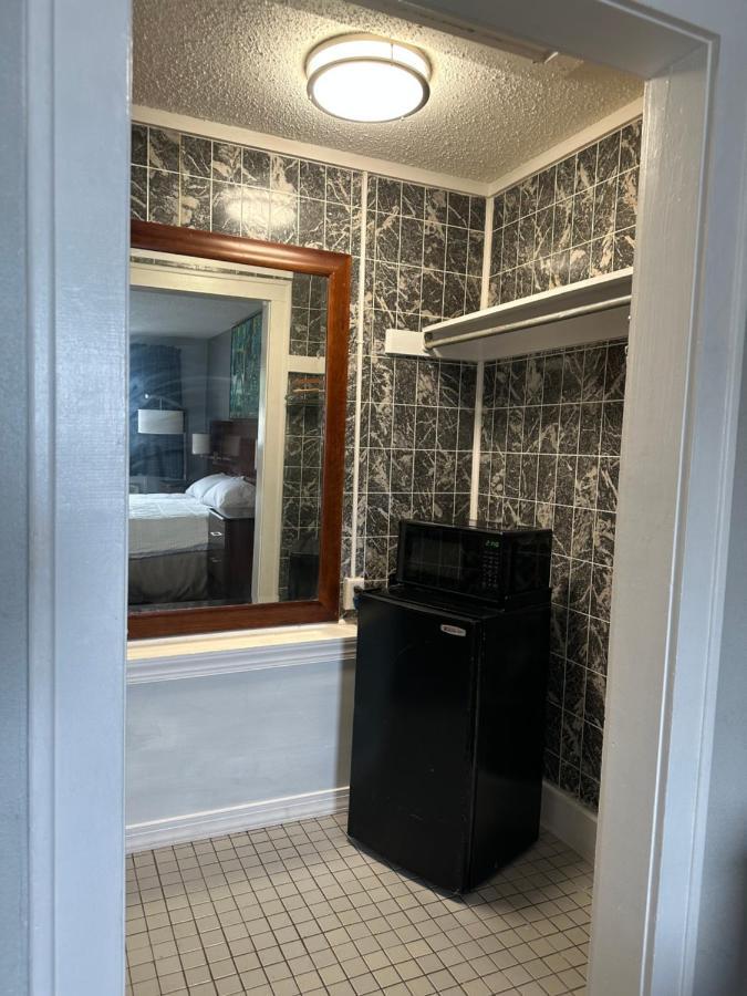 Courtland Inn Extérieur photo